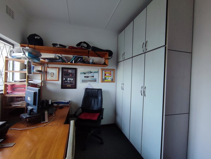 4 Bedroom Property for Sale in Abbotsford Eastern Cape